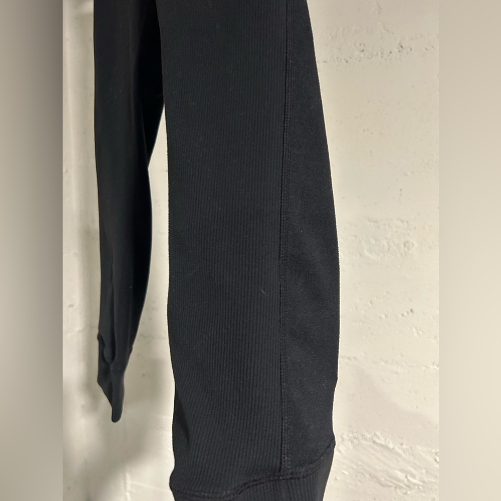 Zella Ribbed/Cropped Legging - Picture 3 of 4